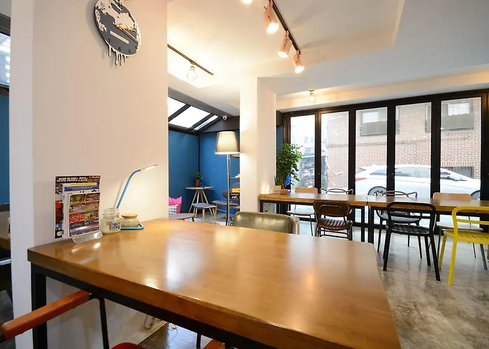 Sunnyhill Hongdae Гостевой дом Сеул