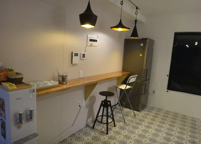 Sunnyhill Hongdae Гостевой дом Сеул
